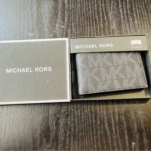 Michael Kors Mens Wallet. Sold❗️